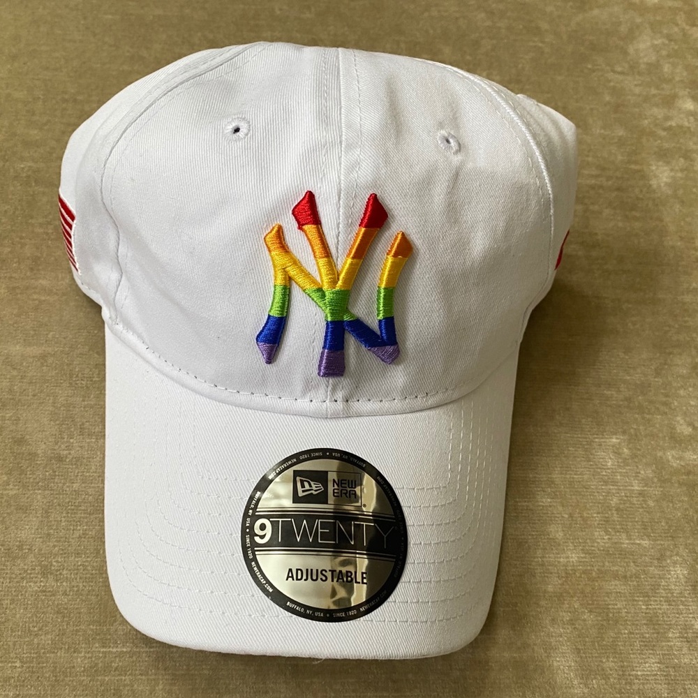 New York Yankees pride hat
